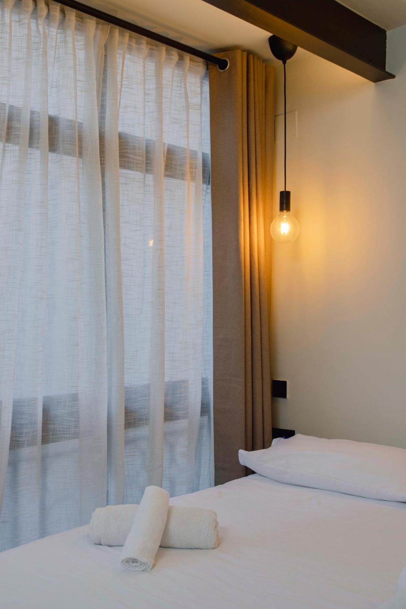Apartamento Acogedor Frente A Mercat Central Valencia Buitenkant foto